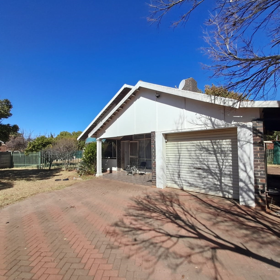 3 Bedroom Property for Sale in Stilfontein Ext 4 North West